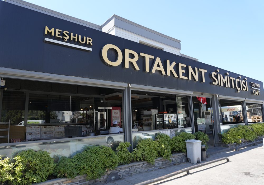 Meşhur Ortakent Simitçisi Ortakent Merkez şubesi dış cephe